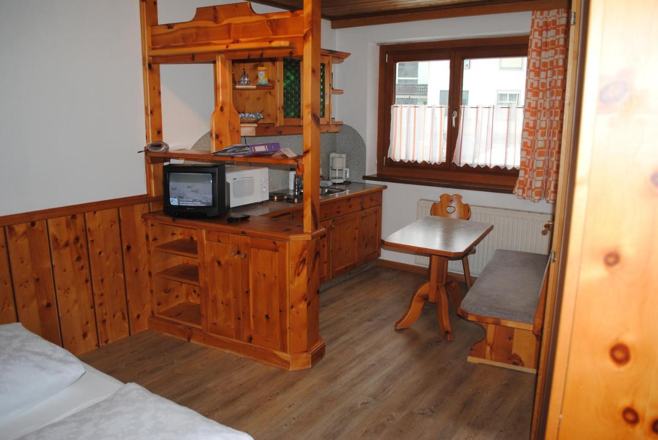 Pension Lachmayr カプルーン 部屋 写真