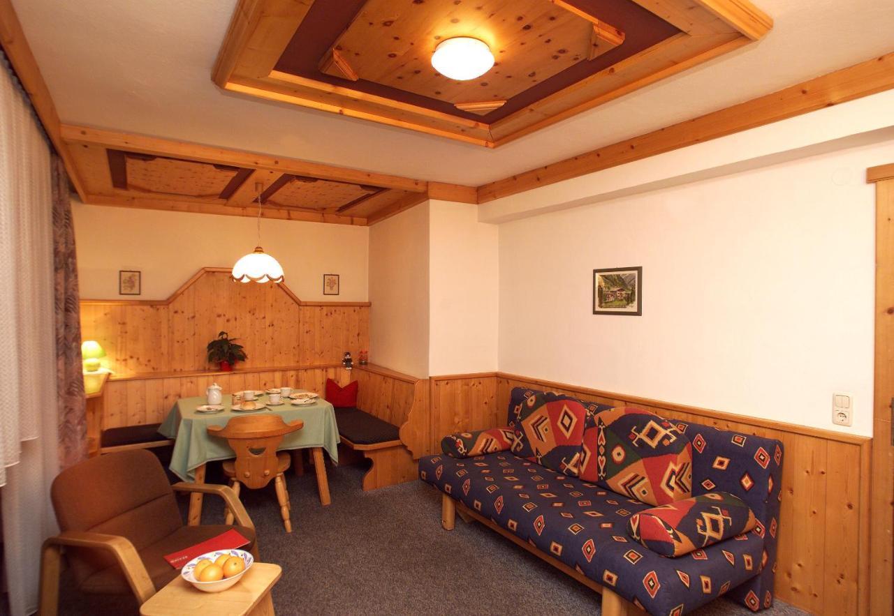 Pension Lachmayr カプルーン 部屋 写真