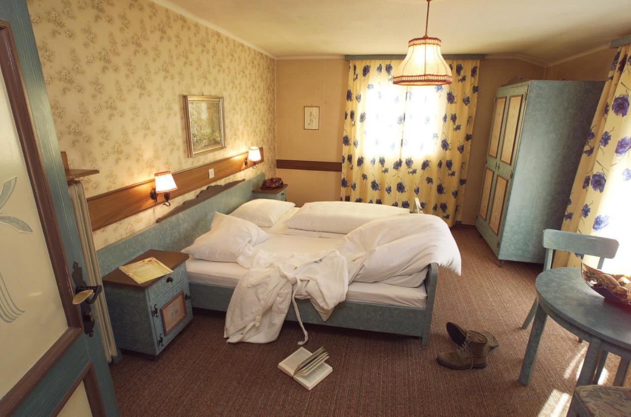 Pension Lachmayr カプルーン エクステリア 写真