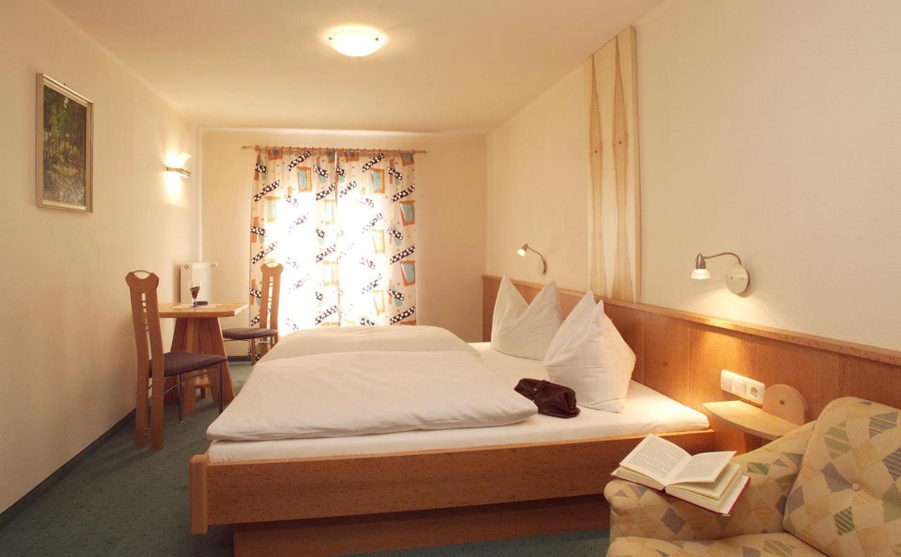 Pension Lachmayr カプルーン エクステリア 写真