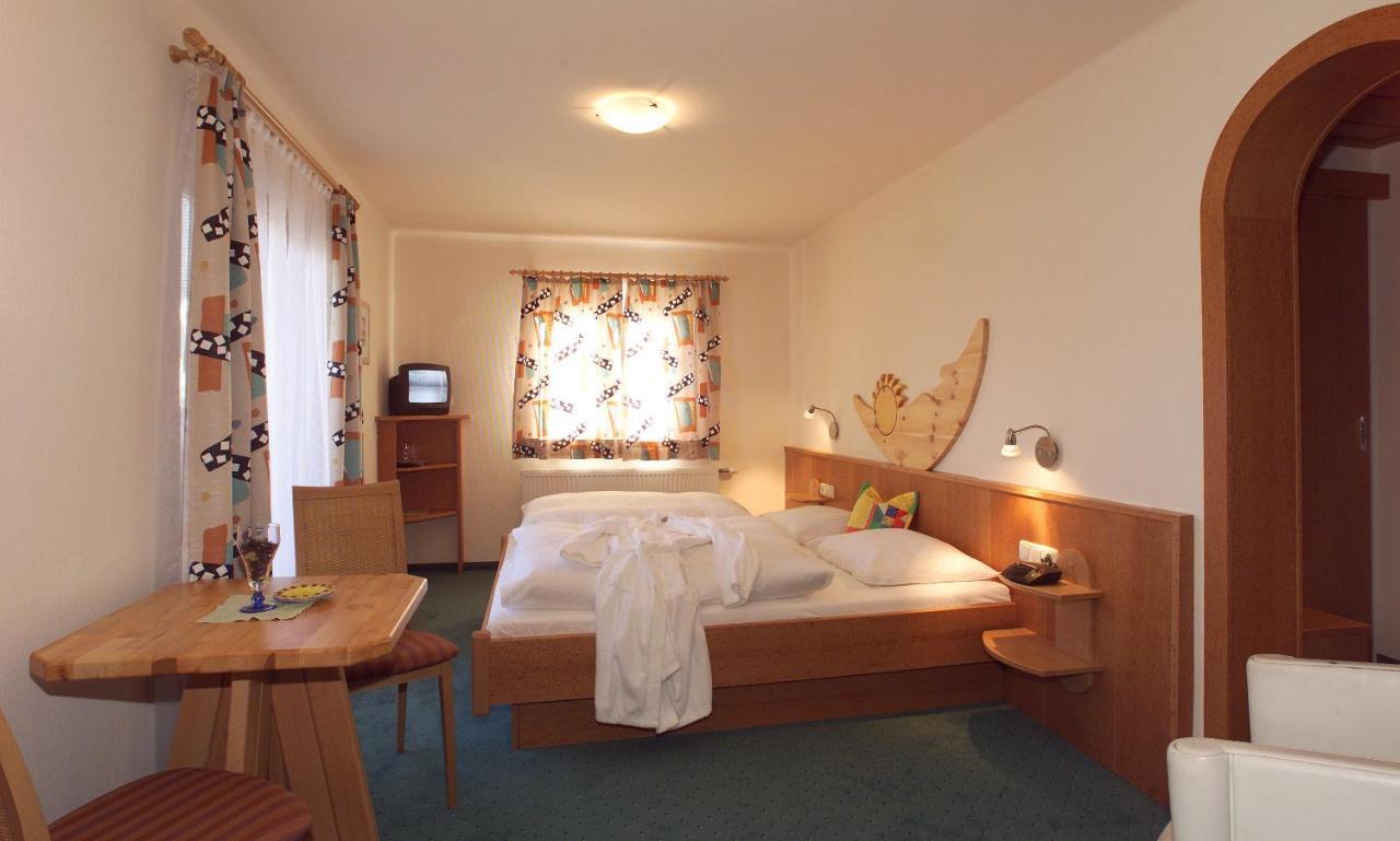 Pension Lachmayr カプルーン 部屋 写真